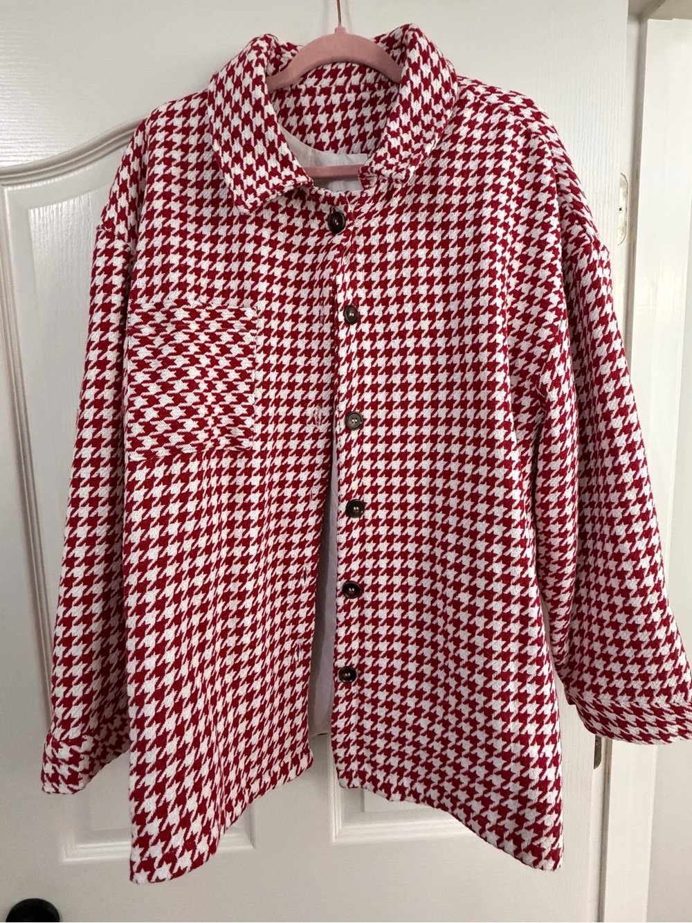 Red & White Houndstooth Button-Up Jacket